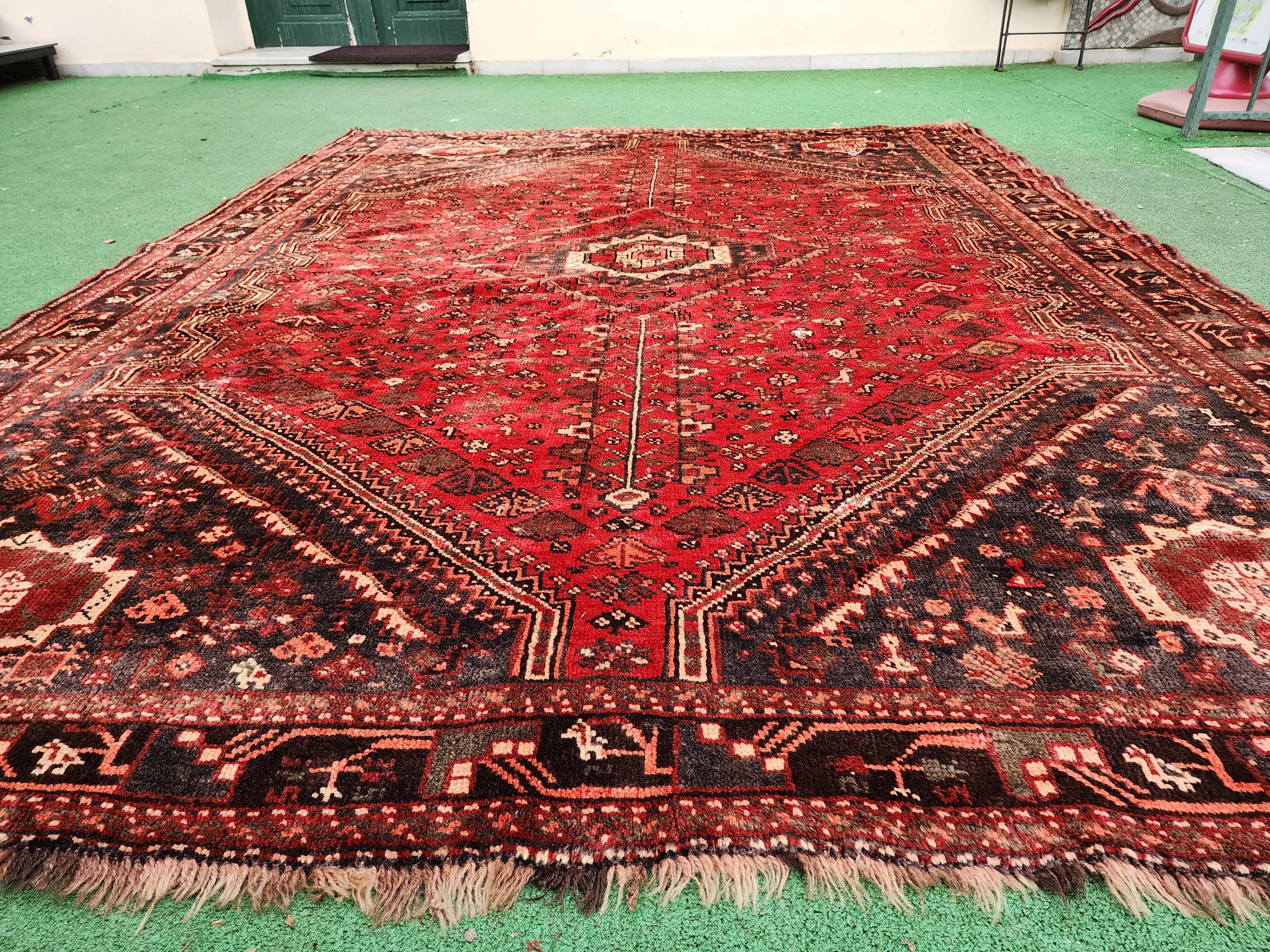 Red Persian Shiraz Rug, 9'6''x7'2''