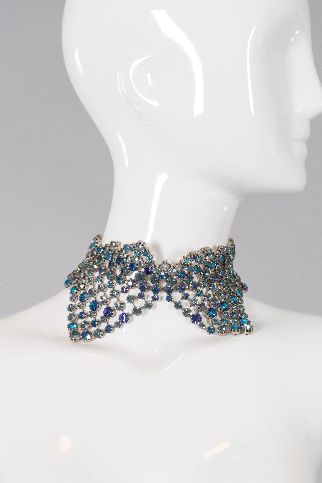 Rhinestone Tuxedo Collar Choker