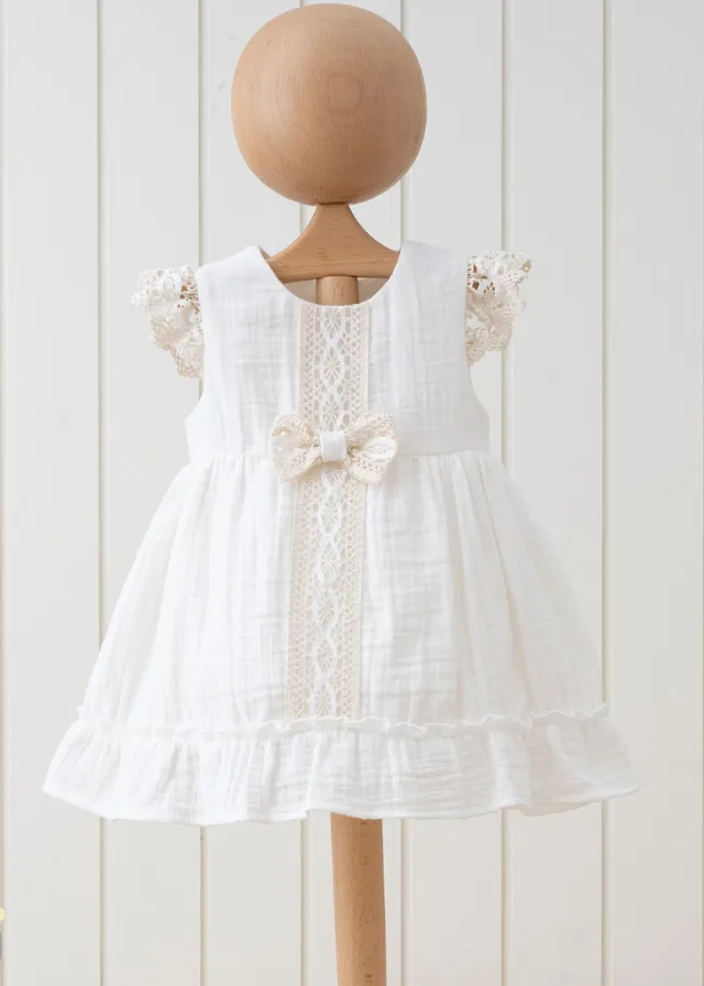 Rochie din Muselina Ivory cu Aplicatie de Macrame si Funda in Talie 3896 MyMio