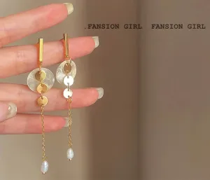 Round dangle tassel earrings