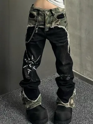 Schwarze Vintage Camouflage Patchwork Schlagjeans