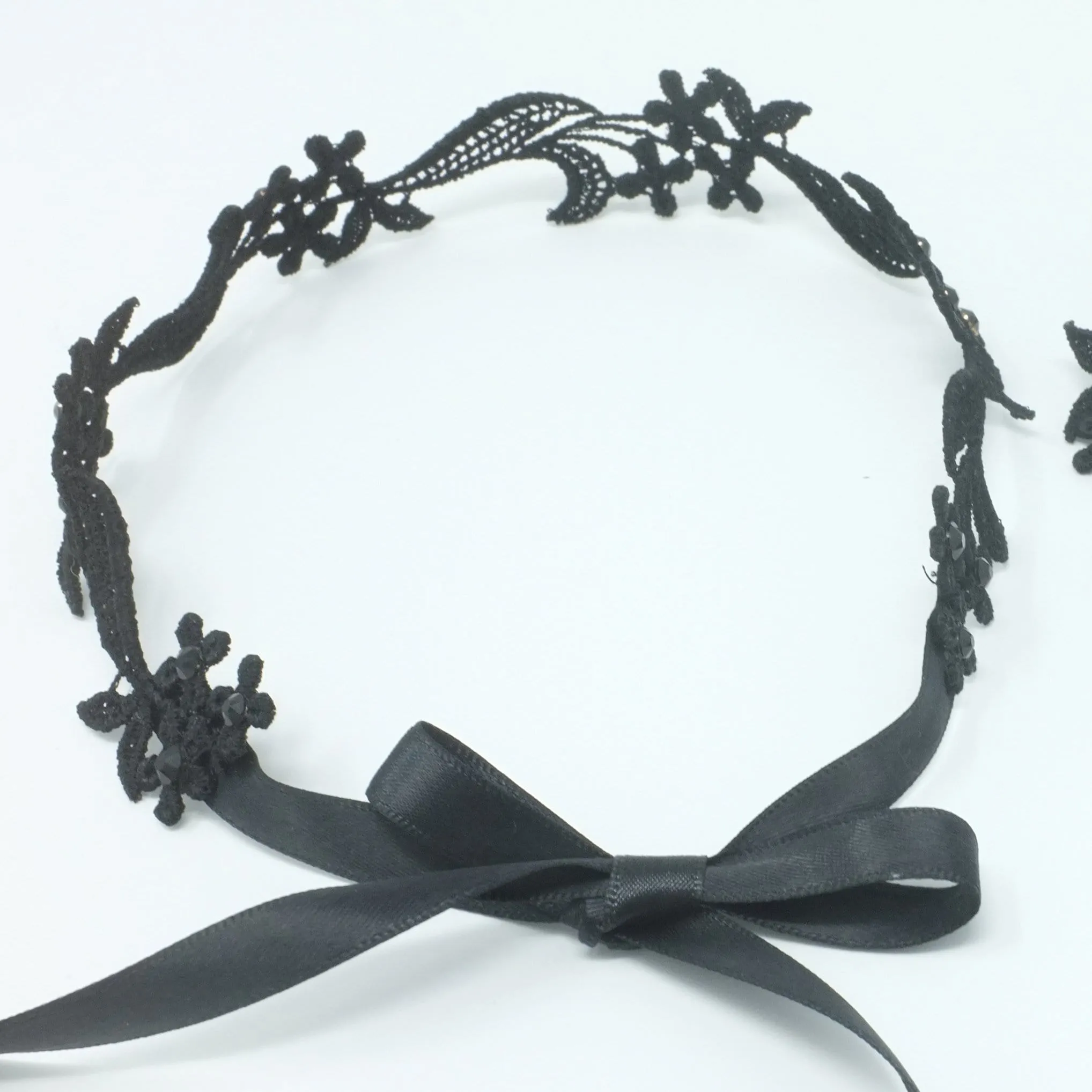 Sophia Black and Red Sparkly Floral Choker