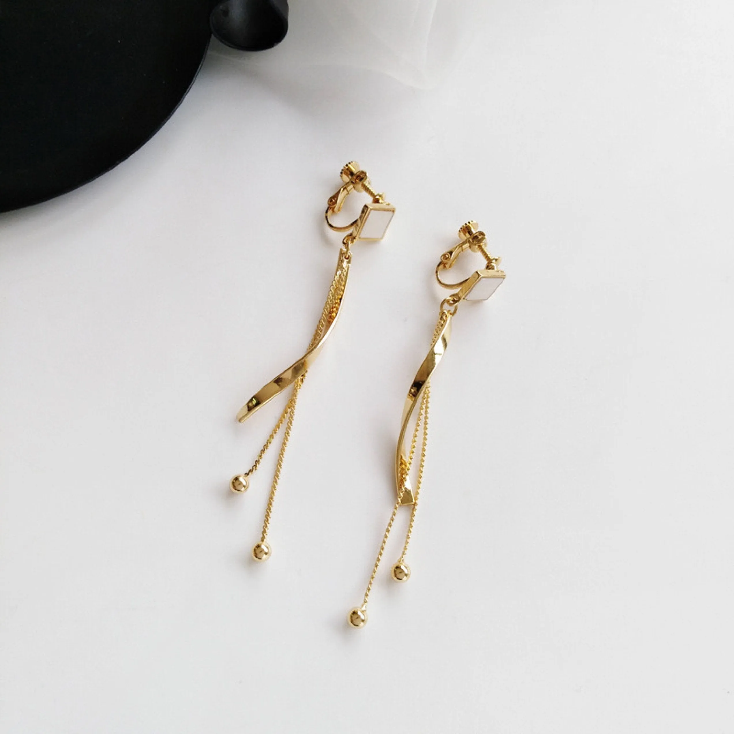 Spiral Dangle earrings