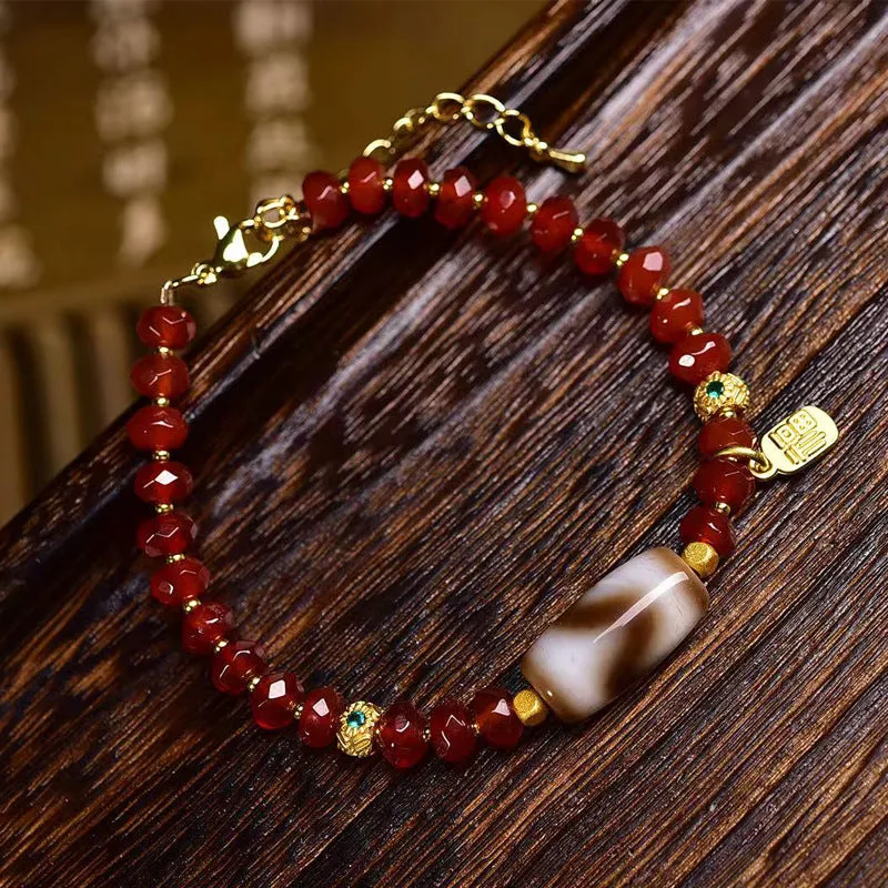 Tibetan Three-Eyed Dzi Agate Bracelet