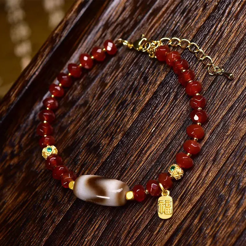 Tibetan Three-Eyed Dzi Agate Bracelet