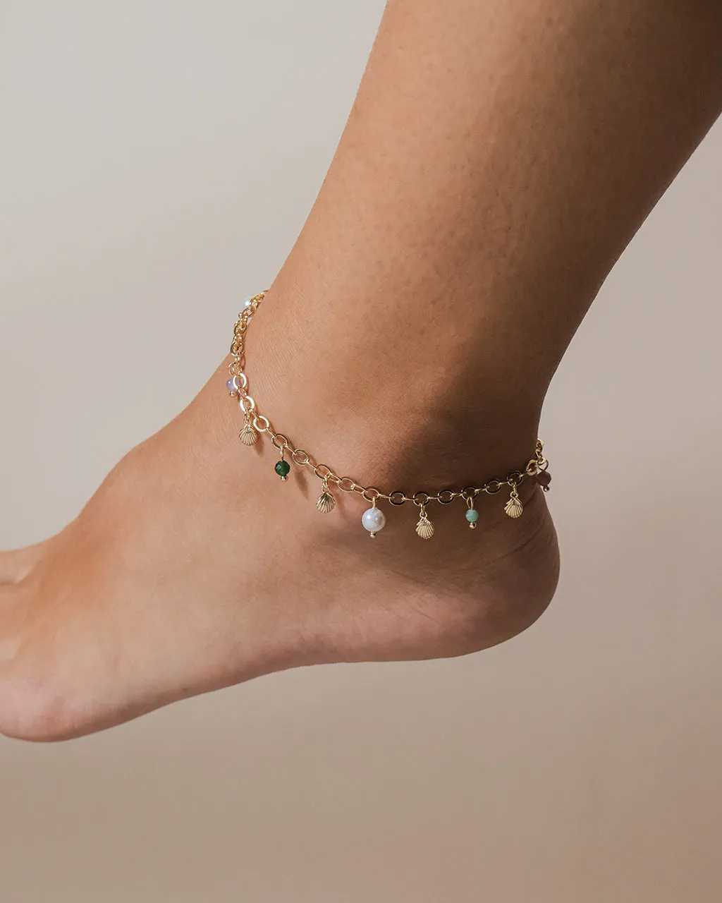 Truvy Pearl Shell Charm Anklet
