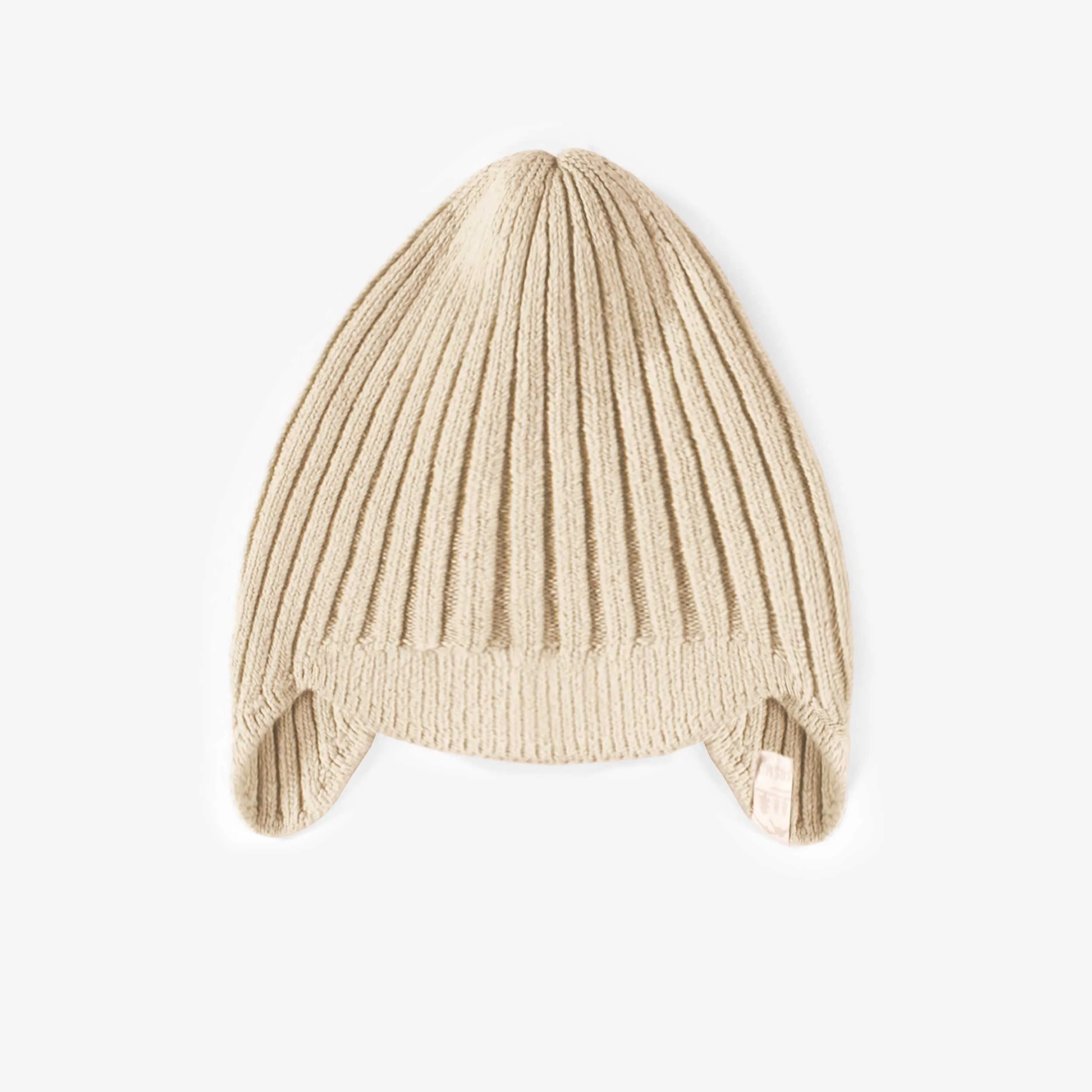 Tuque de maille crème à rabats effet cachemire, bébé || Cream knitted toque with flaps and a cashmere effect, baby