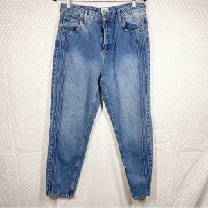 Urban Outfitters BDG Medium Wash High Rise Mom Jeans