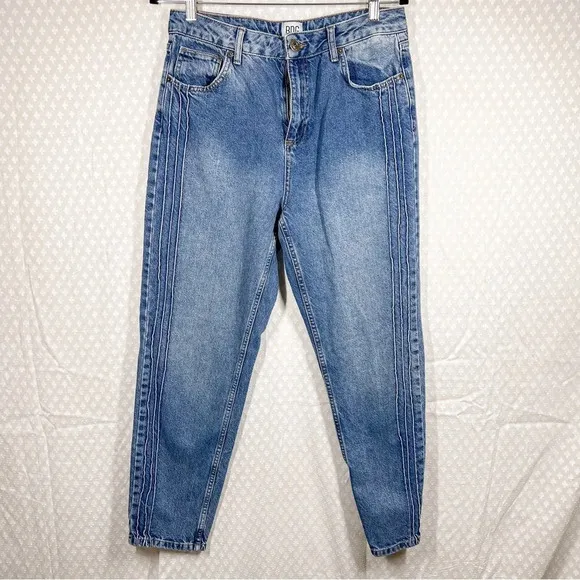 Urban Outfitters BDG Medium Wash High Rise Mom Jeans