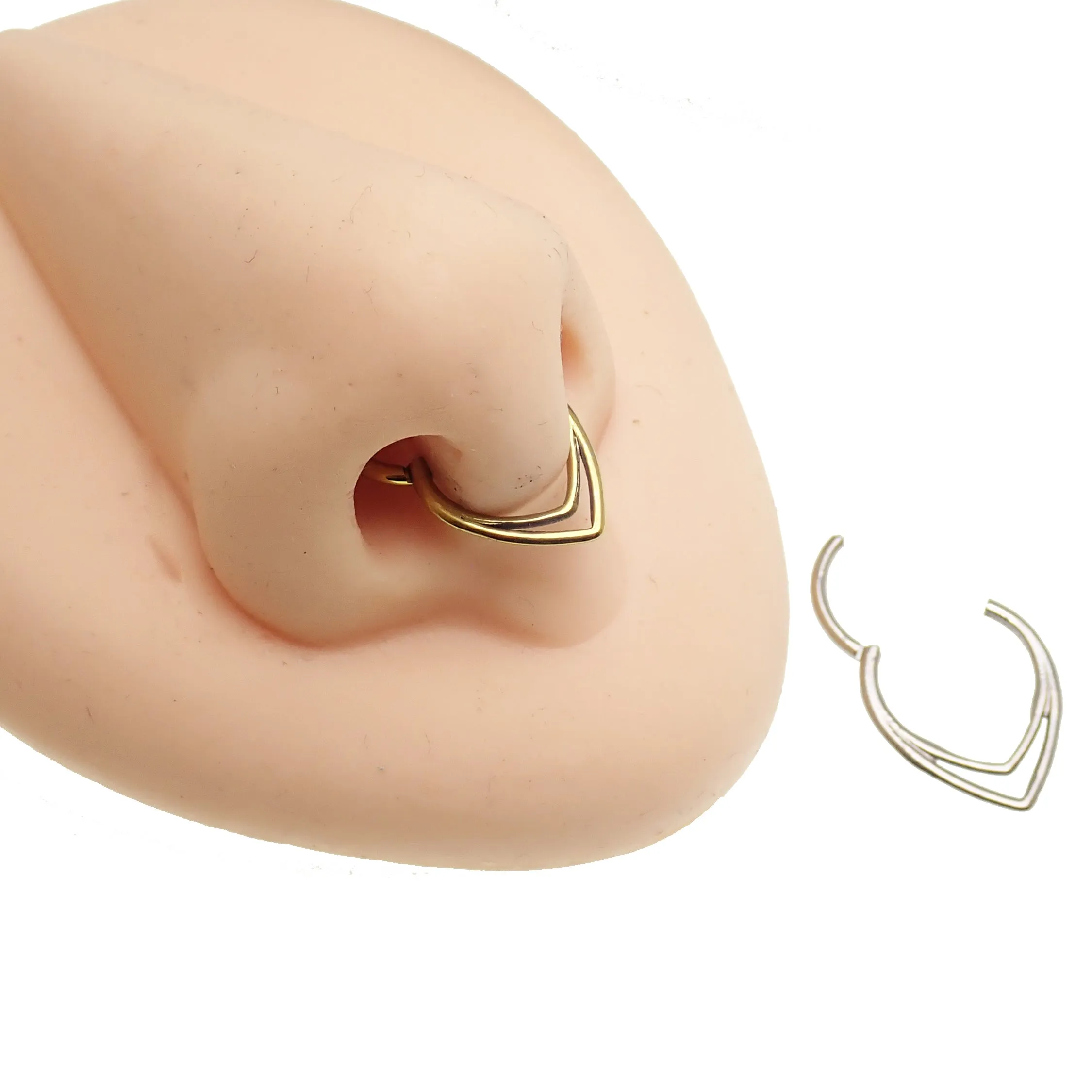 V shaped hinged clicker 16g