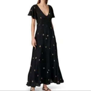 VEDA Black Corazon Maxi