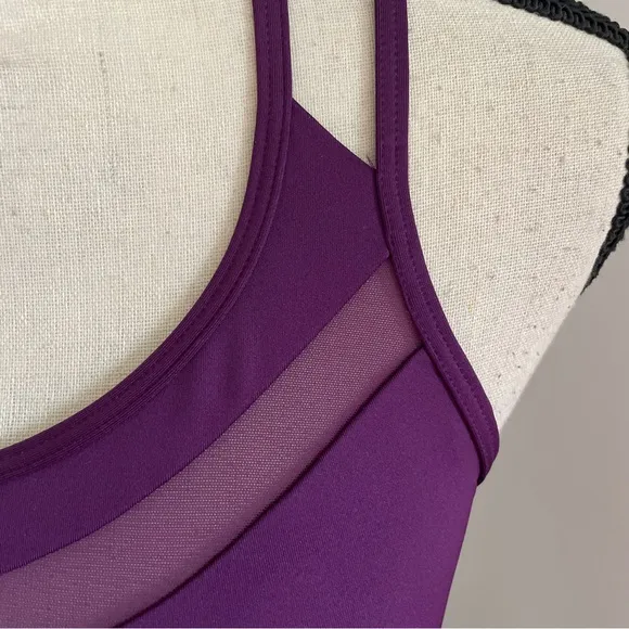Victoria's Secret Sport Purple Sports Bra Mesh V Strap Caged Back size Small NEW