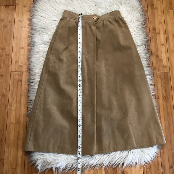 Vintage Blassport Ultra Suede Pleated Tan Brown Womens Midi Skirt 8 (fit like 4)