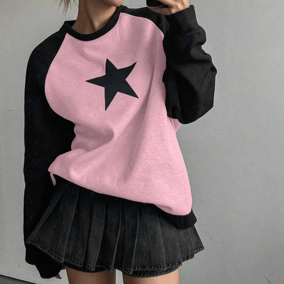 Women's Autumn & Winter Sweatshirt – Korean Contrast Color Star Print Long Sleeve Crew Neck | High Street Fashion Sweatshirts