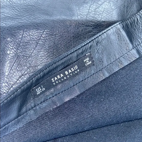 Zara Leather Black A-Line Mini Skirt Size Large