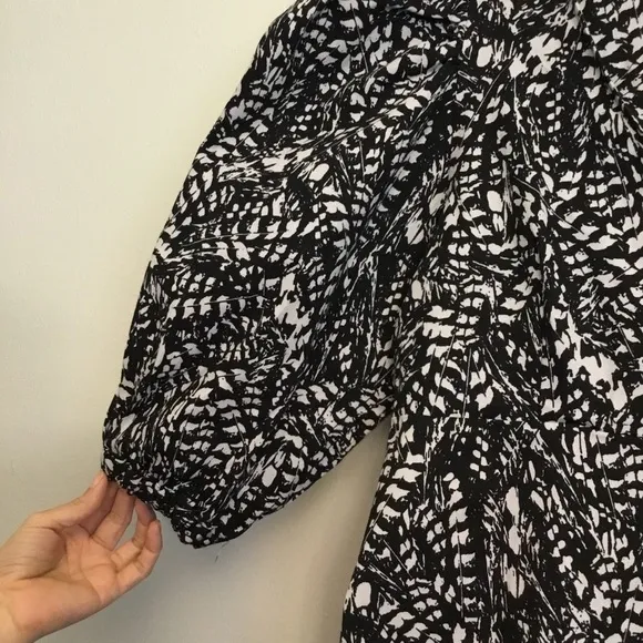 Zara Printed Balloon Sleeves Mini Dress Size L